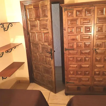 Lägenhet Tomas Y Puri Fátaga