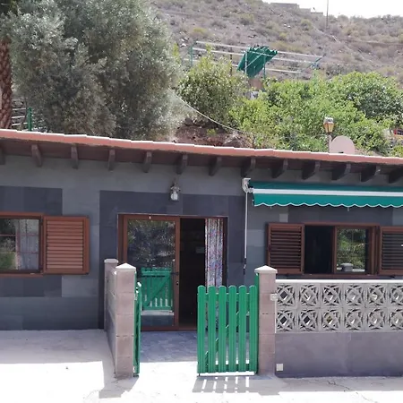 Tomás Y Puri Apartamento *