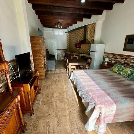 Tomás Y Puri Apartamento