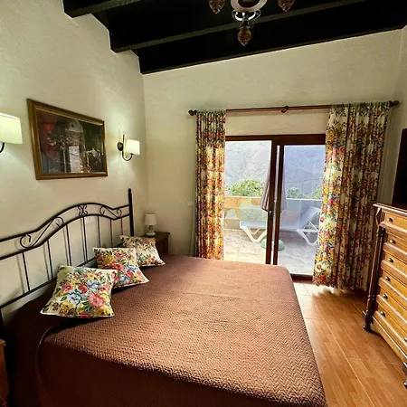 Apartamento Tomás Y Puri Fátaga