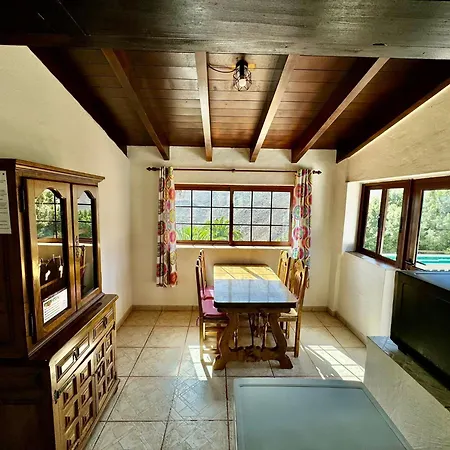 Tomás Y Puri Apartamento